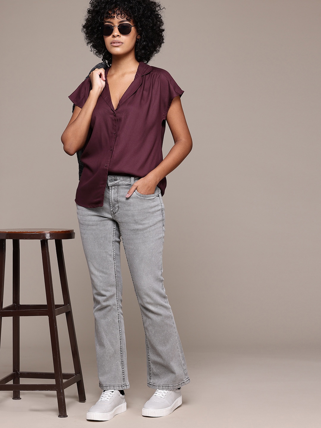 

Roadster Women Opaque Casual Shirt, Burgundy