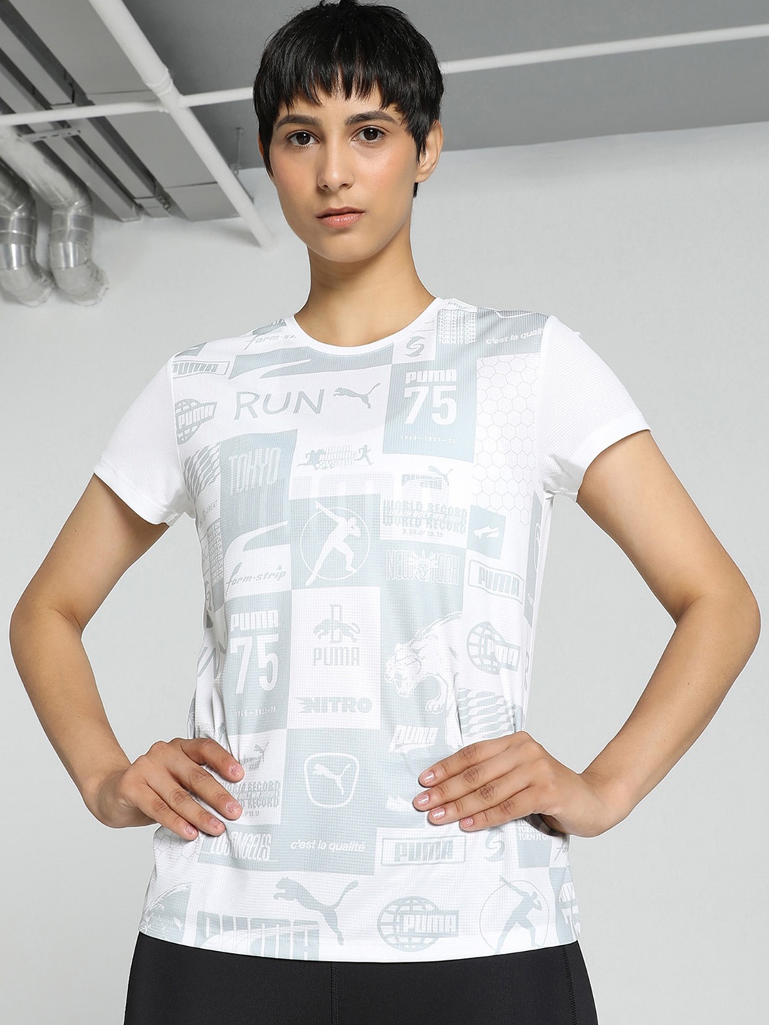 

Puma RUN FAVORITE Womens Dry Cell Round Neck Typography Tshirt, White