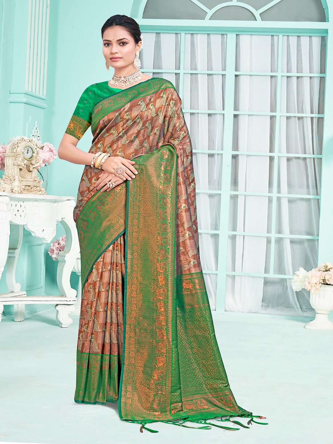 

SANGAM PRINTS Woven Design Zari Silk Blend Designer Tussar Saree, Green