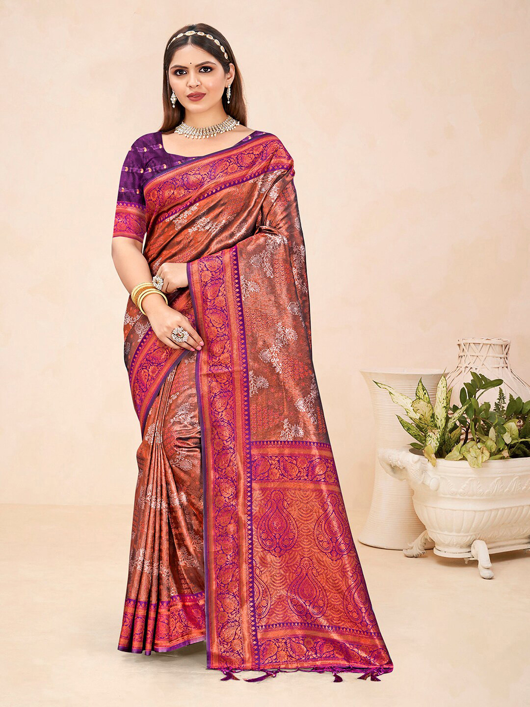

SANGAM PRINTS Woven Design Silk Blend Tussar Saree, Orange