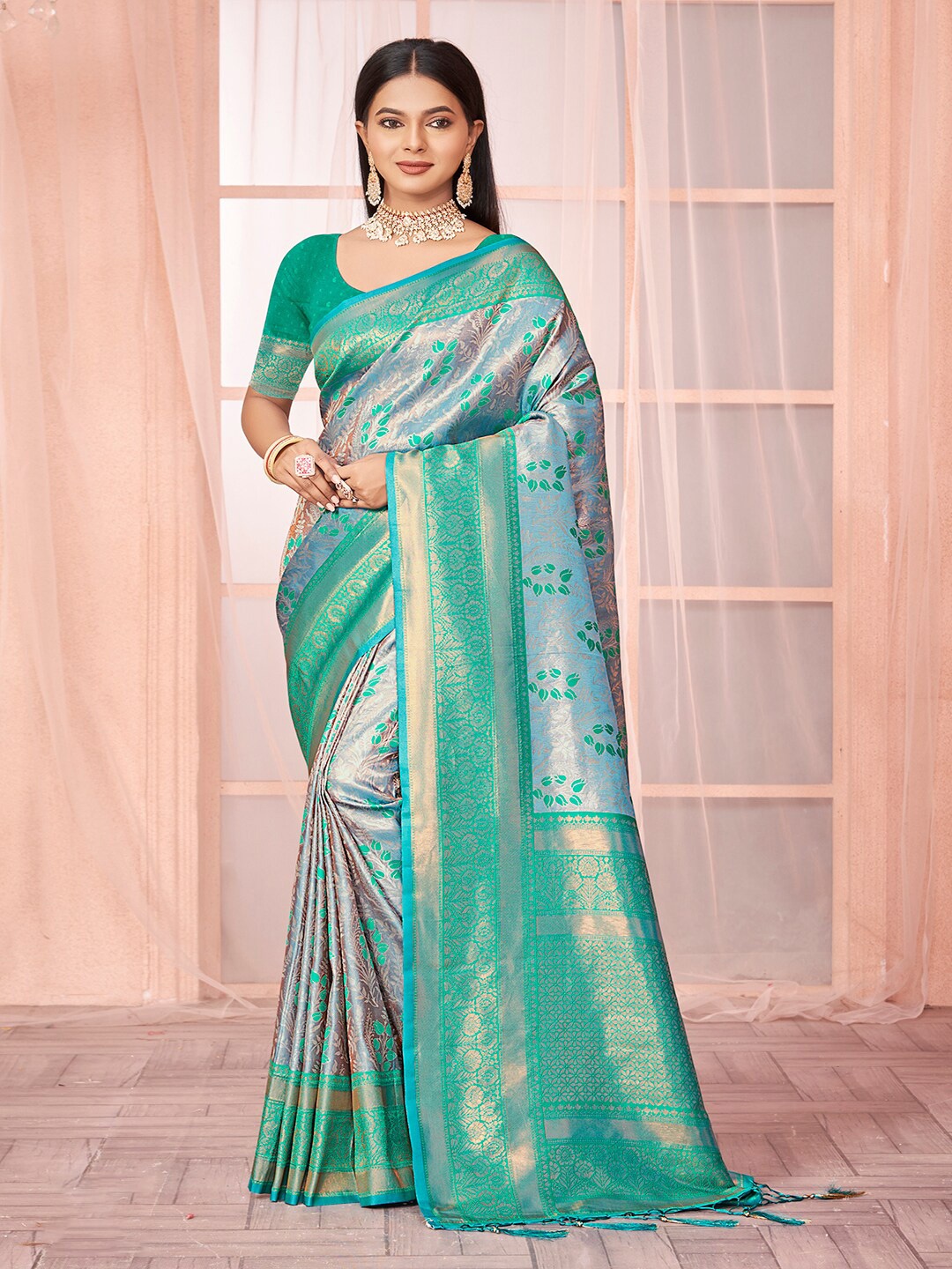

SANGAM PRINTS Woven Design Zari Silk Blend Tussar Saree, Sea green