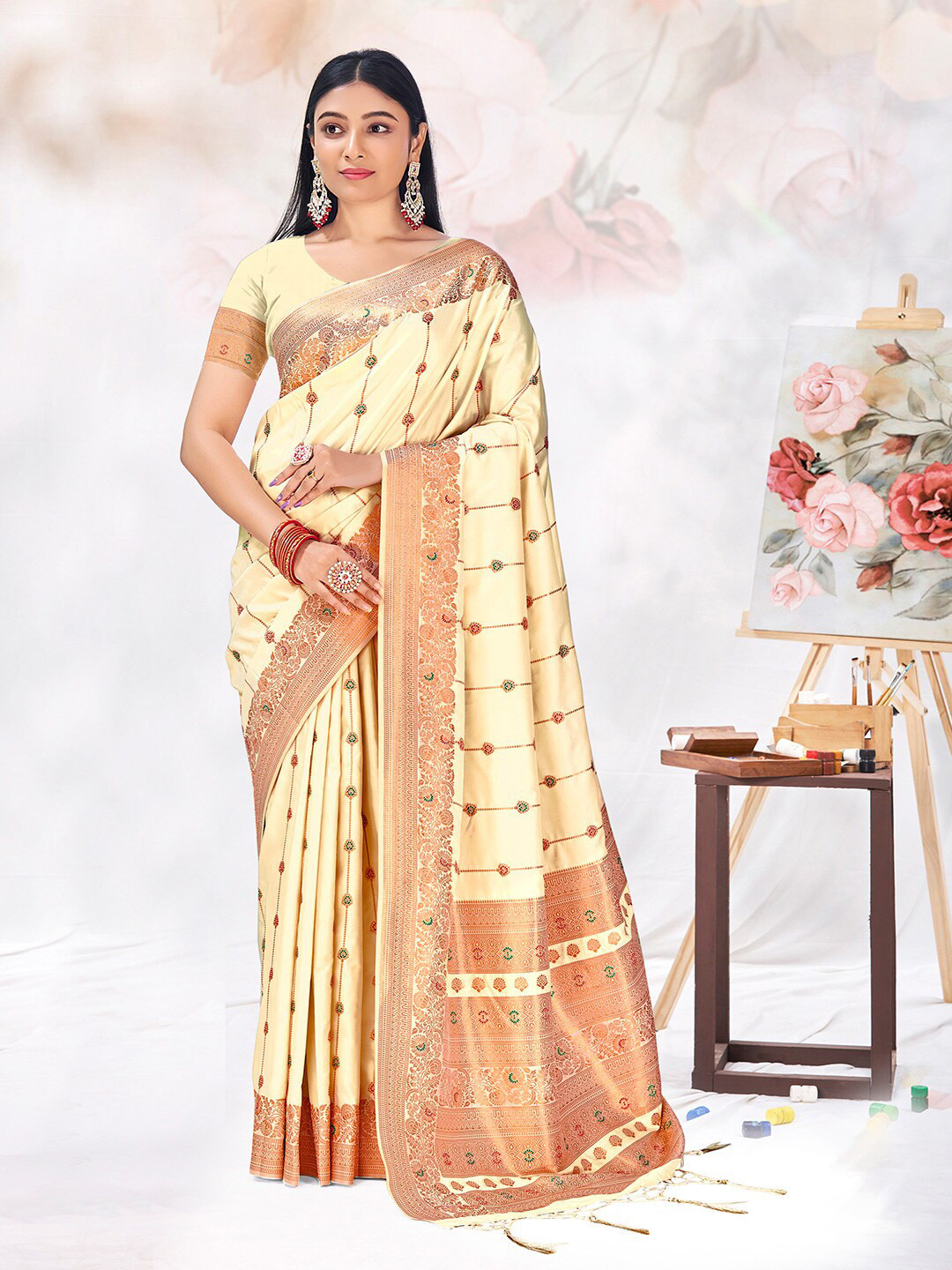 

SANGAM PRINTS Woven Design Zari Silk Blend Tussar Saree, Off white