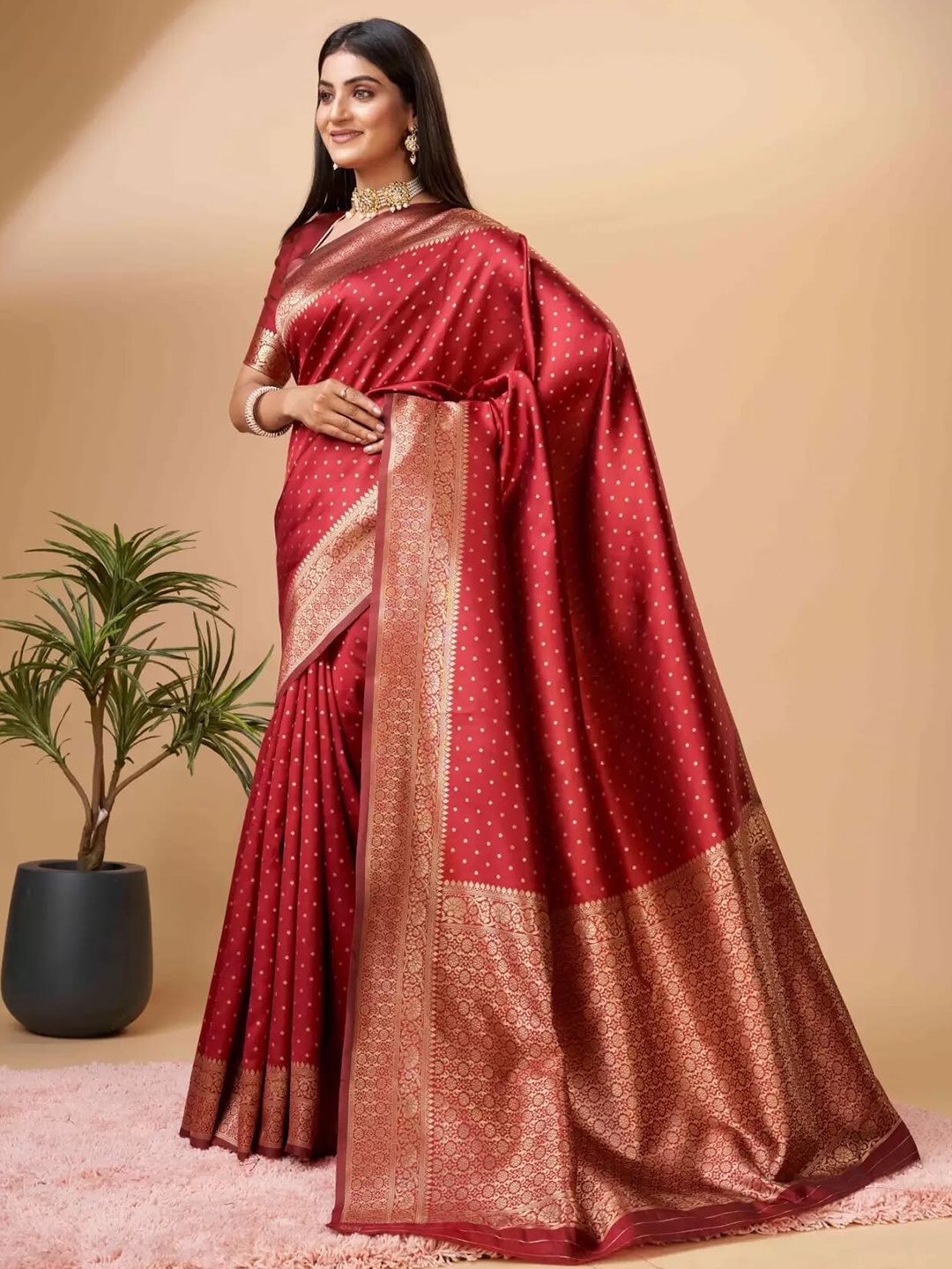 

DIVASTRI Woven Design Zari Pure Silk Kanjeevaram Saree, Red