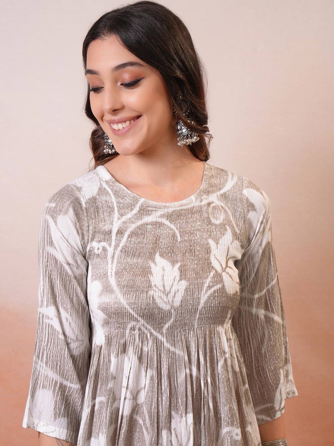 

Vishudh Grey & White Floral Printed Round Neck Smocked Pleated A-Line Midi Dress
