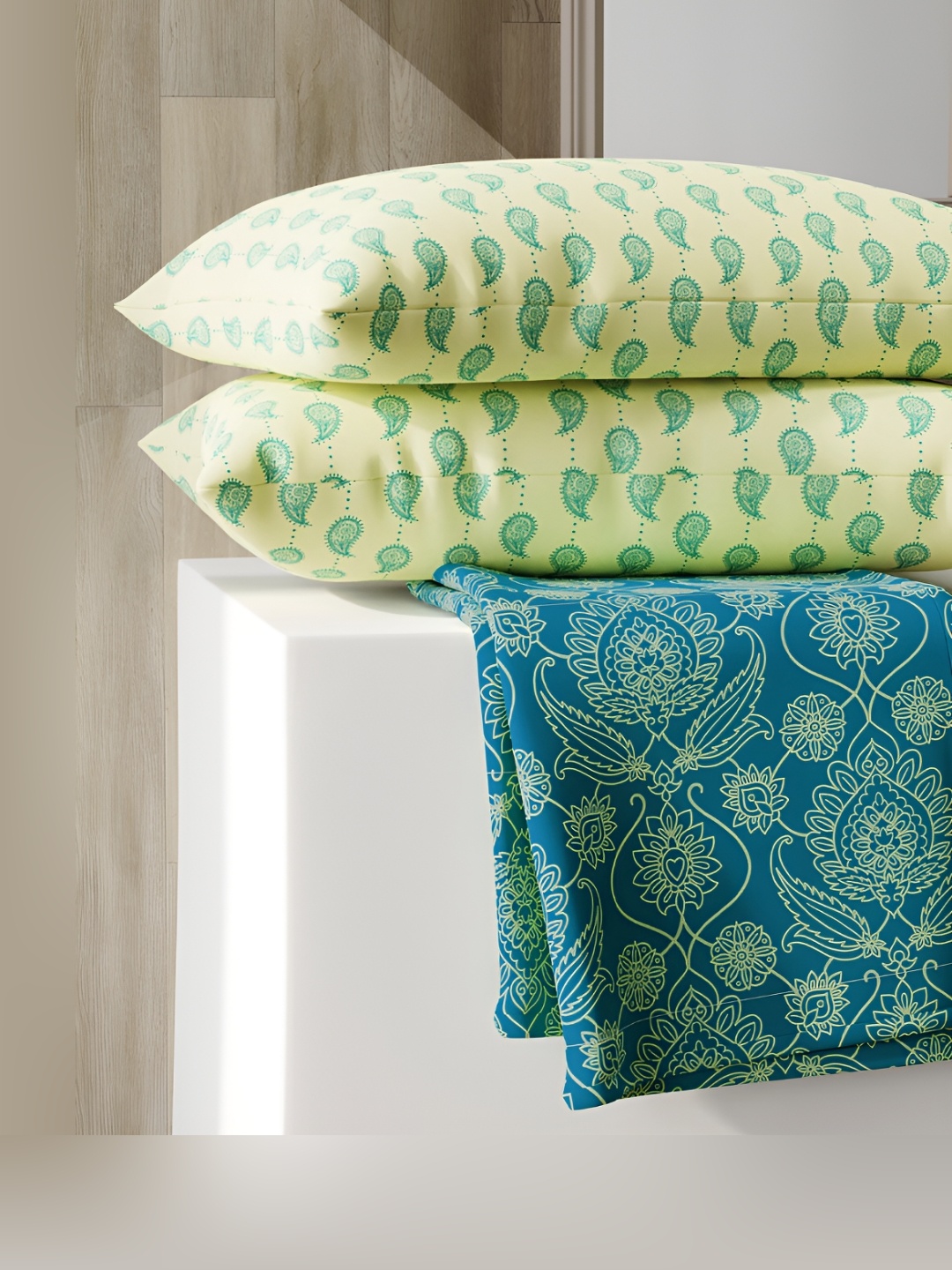 

Color Sense Ivy Green Ethnic Motif Double Bedsheet with 2 Pillow Covers, Blue