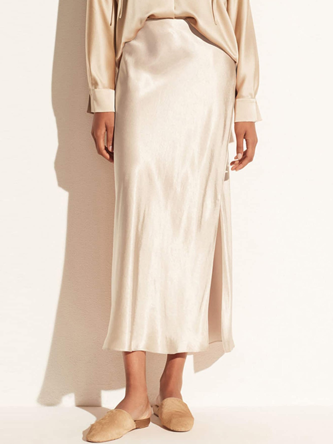 

LULU & SKY Side-Slit Midi Slip Skirt, Off white
