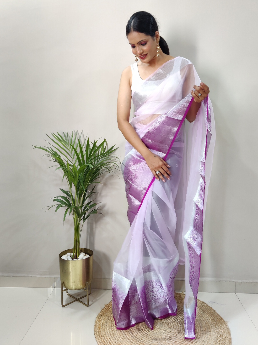 

AWRIYA Ombre Zari Organza Saree, Purple