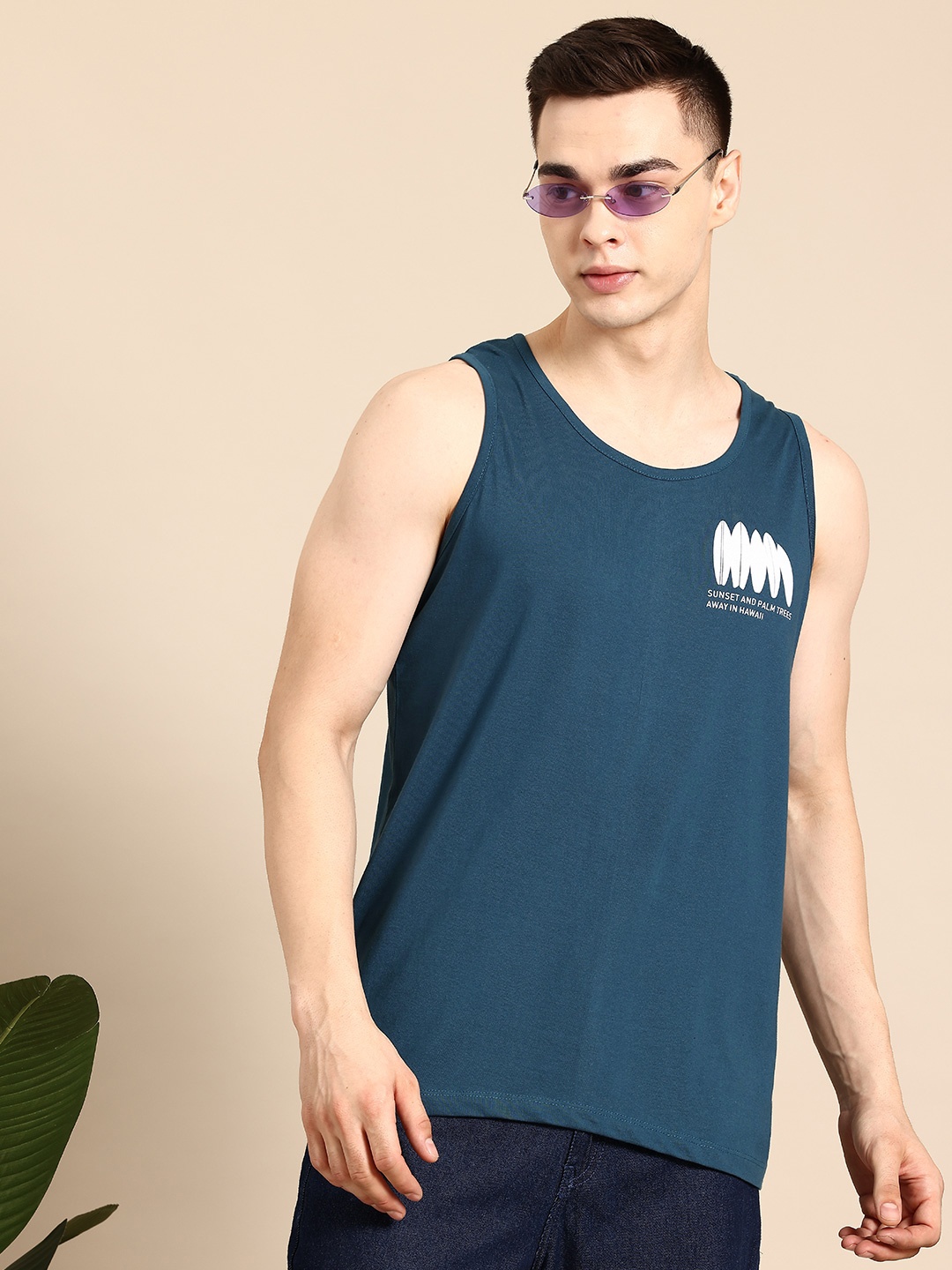 

Mast & Harbour Men Graphic Printed T-shirt, Navy blue
