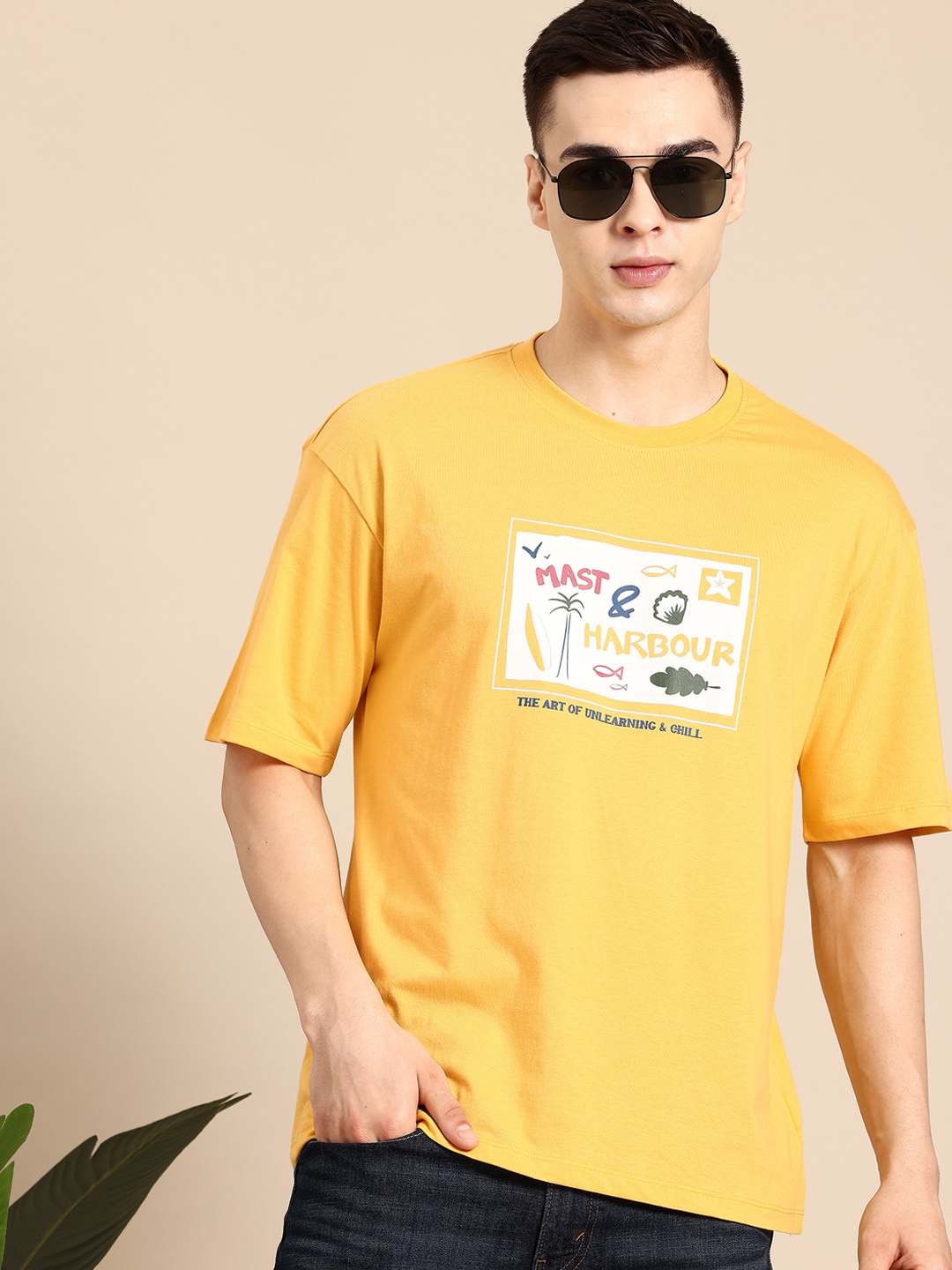 

Mast & Harbour Men Graphic Printed T-shirt, Yellow