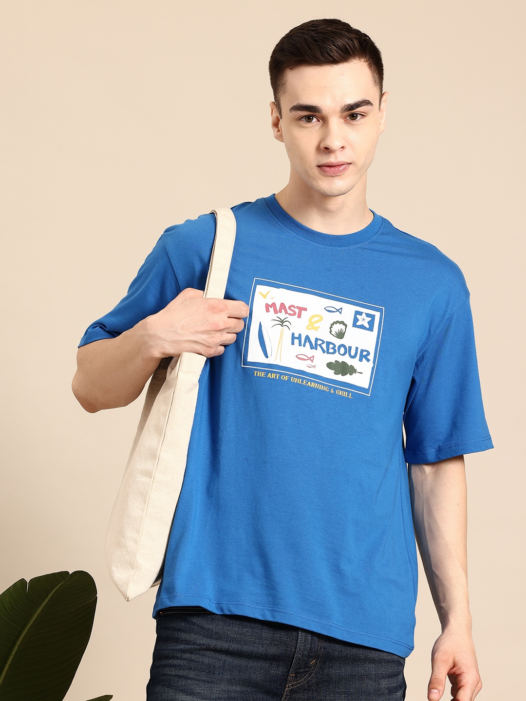 

Mast & Harbour Men Graphic Printed T-shirt, Blue