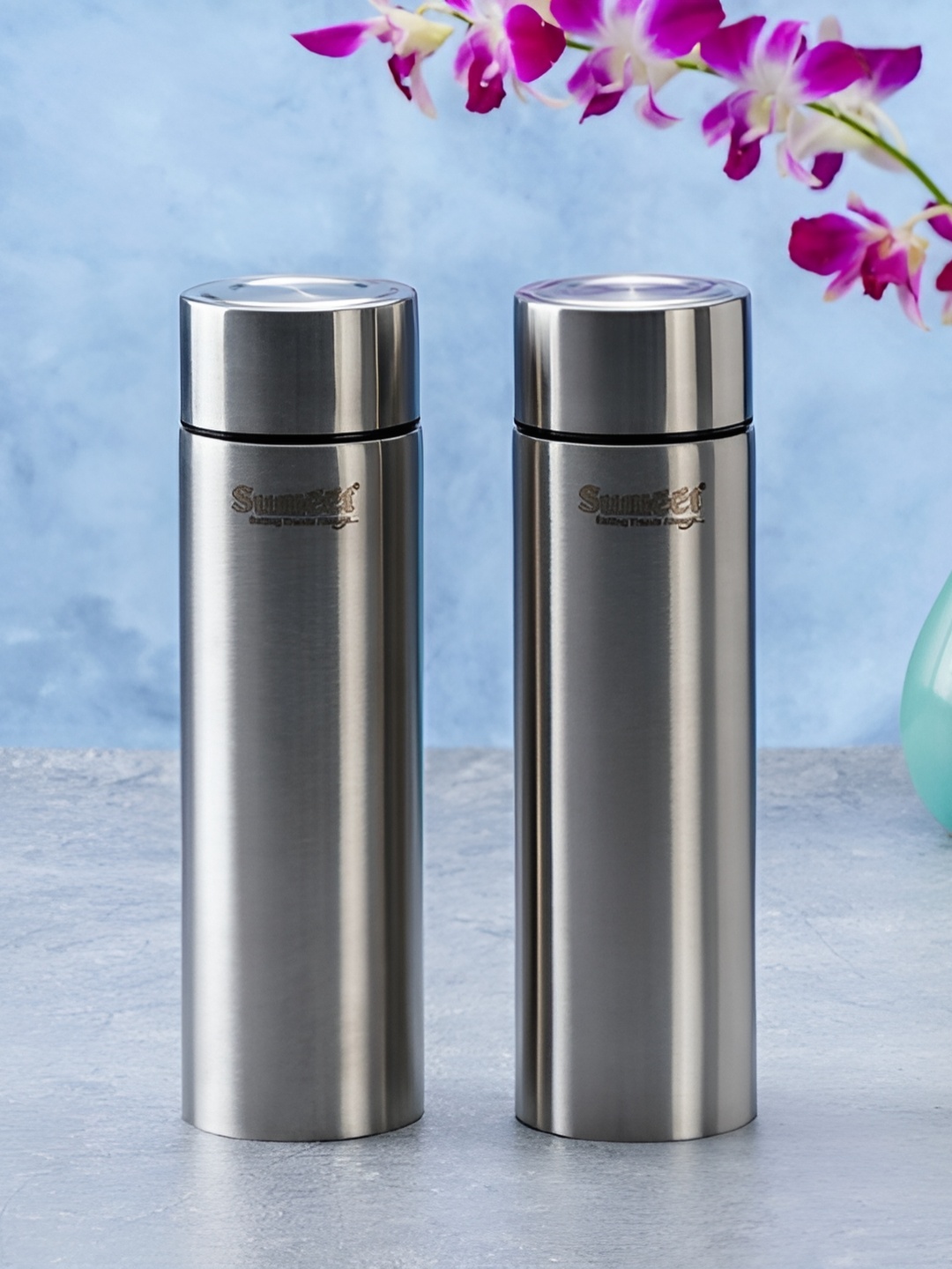 

Sumeet Silver Toned 2 Pieces Double Wall Vacuum Stainless Steel Water Bottles 1 L Each