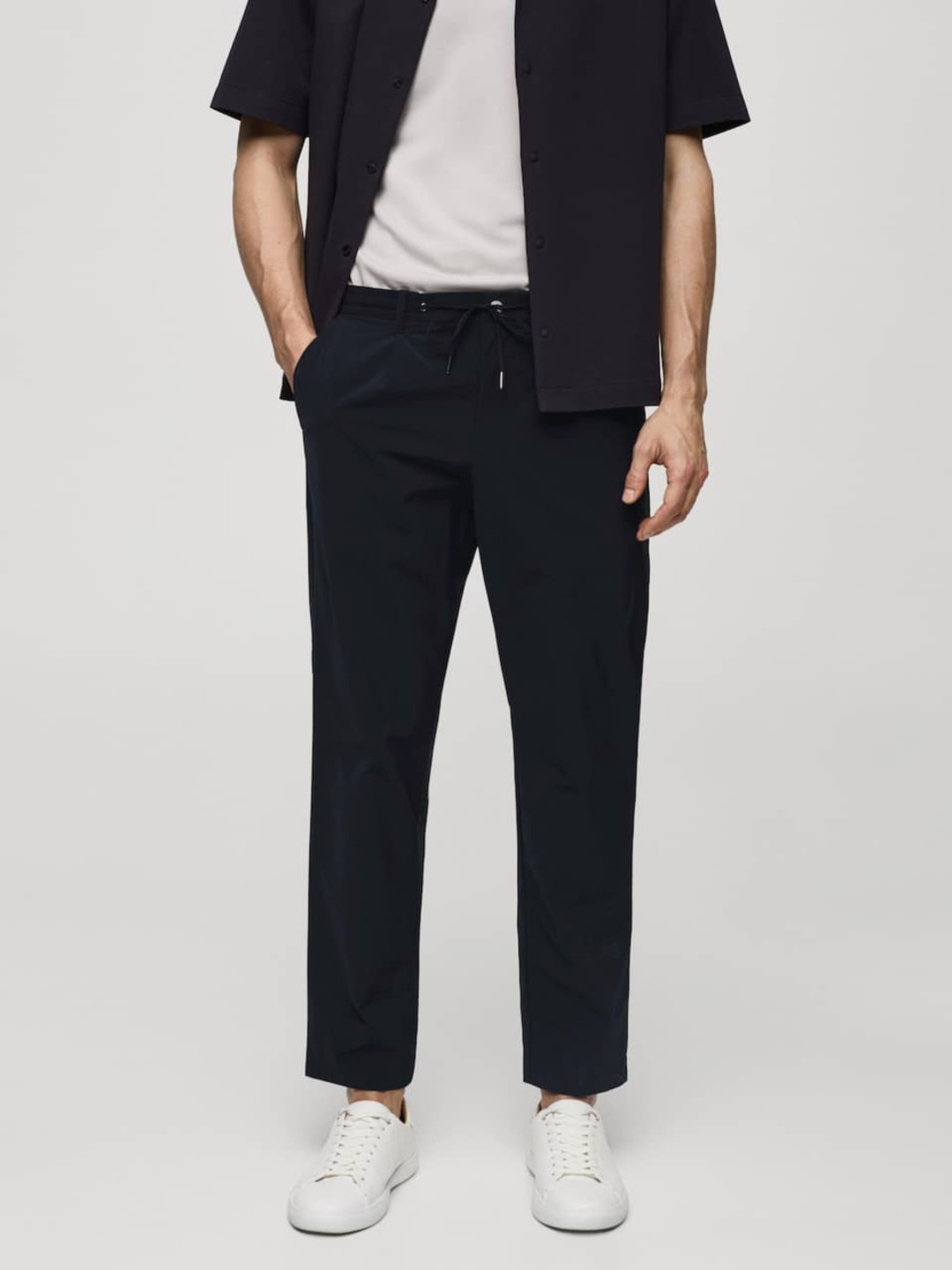 

MANGO MAN Men Water Repellent Trousers With Drawstring, Navy blue