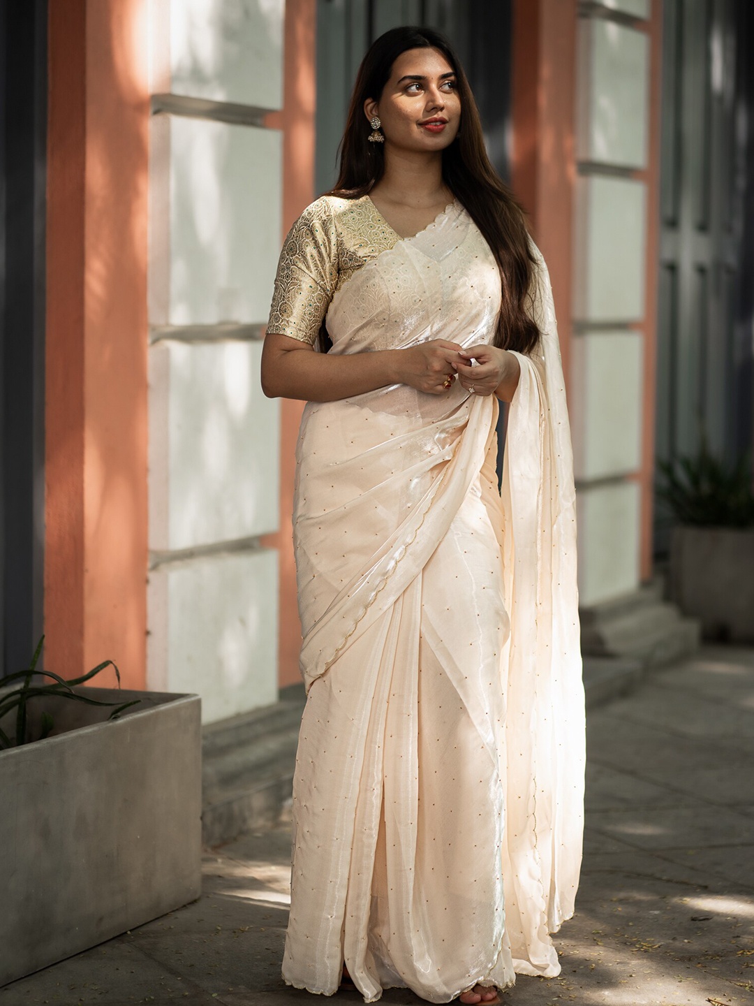 

I LOVE SAREES Embellished Organza Saree, Off white