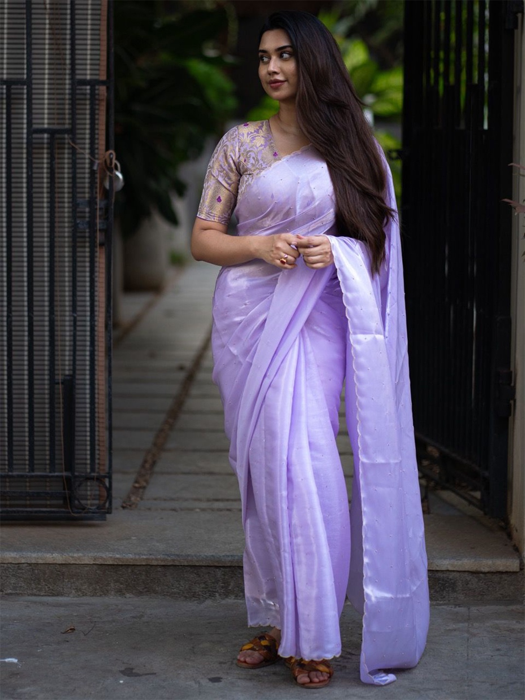 

I LOVE SAREES Embellished Beads and Stones Organza Handloom Saree, Lavender