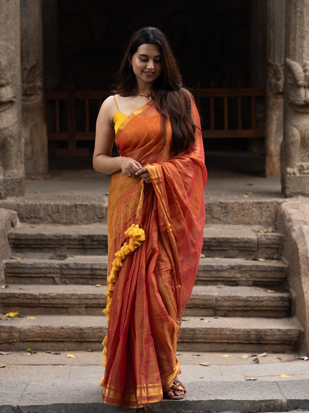 

I LOVE SAREES Zari Tissue Saree, Red