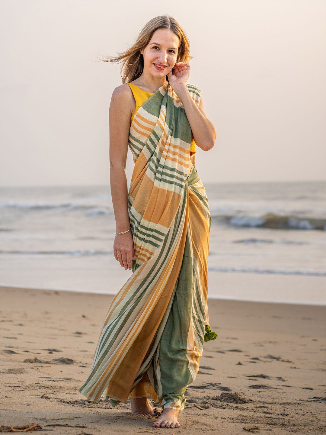 

I LOVE SAREES Striped Saree, Green