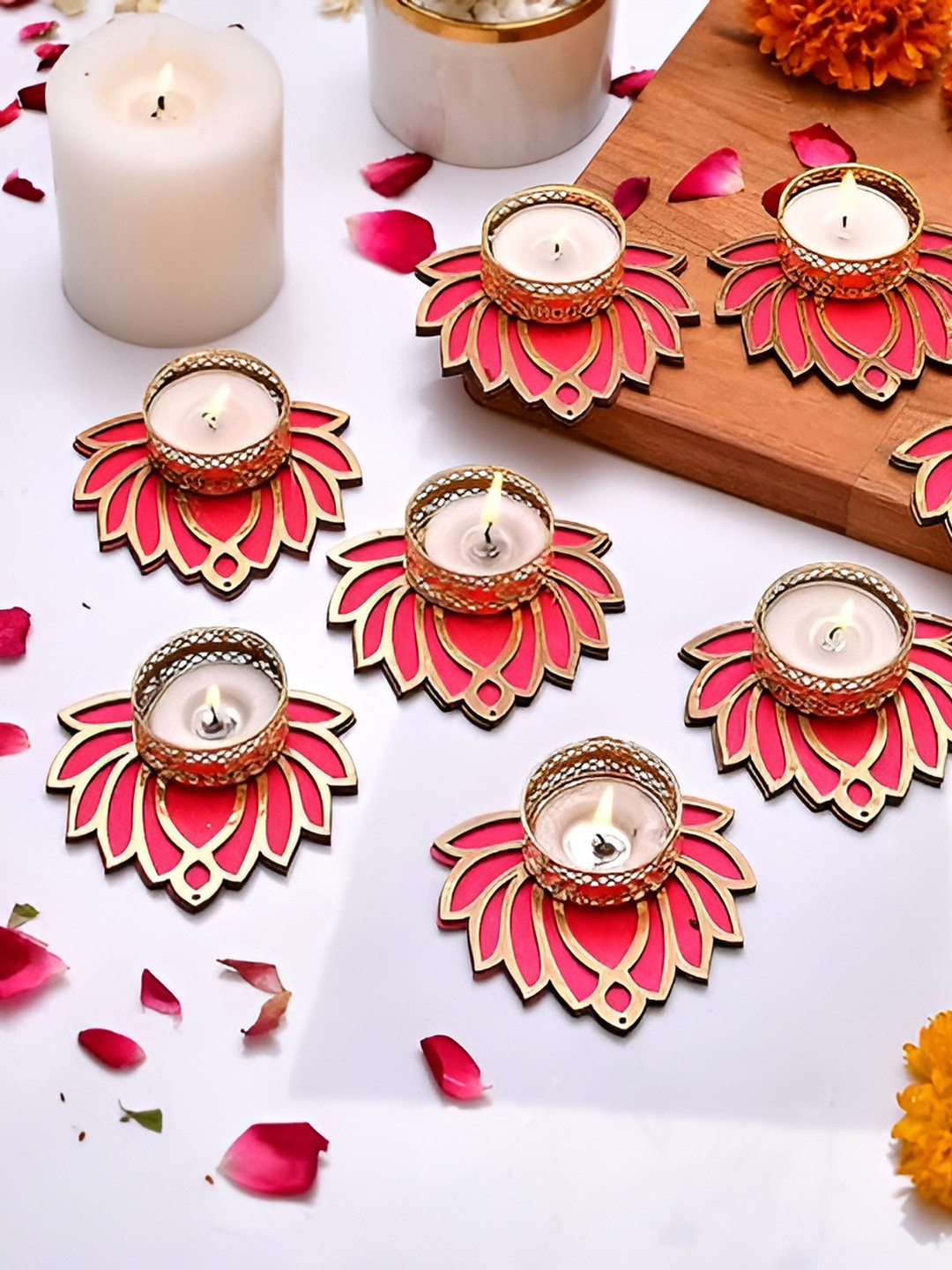 

Aura Pink & Gold-Toned 8 Pieces Textured Wooden Candle Holders