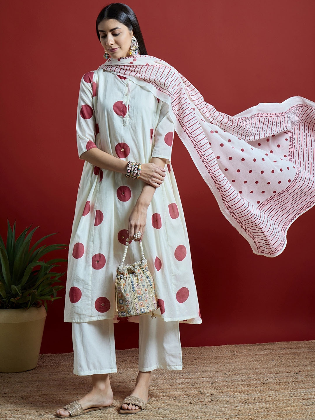 

Anouk Maroon & Off White Geometric Printed Pure Cotton Kurta with Palazzos & With Dupatta