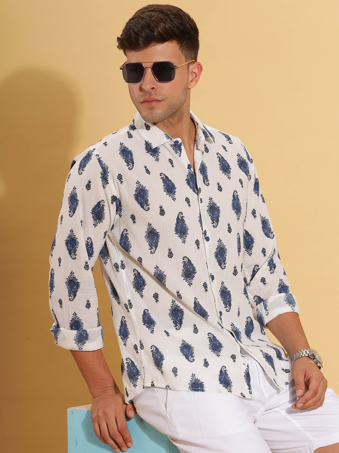 

HERE&NOW Spread Collar Slim Fit Ethnic Motifs Printed Cotton Casual Shirt, White