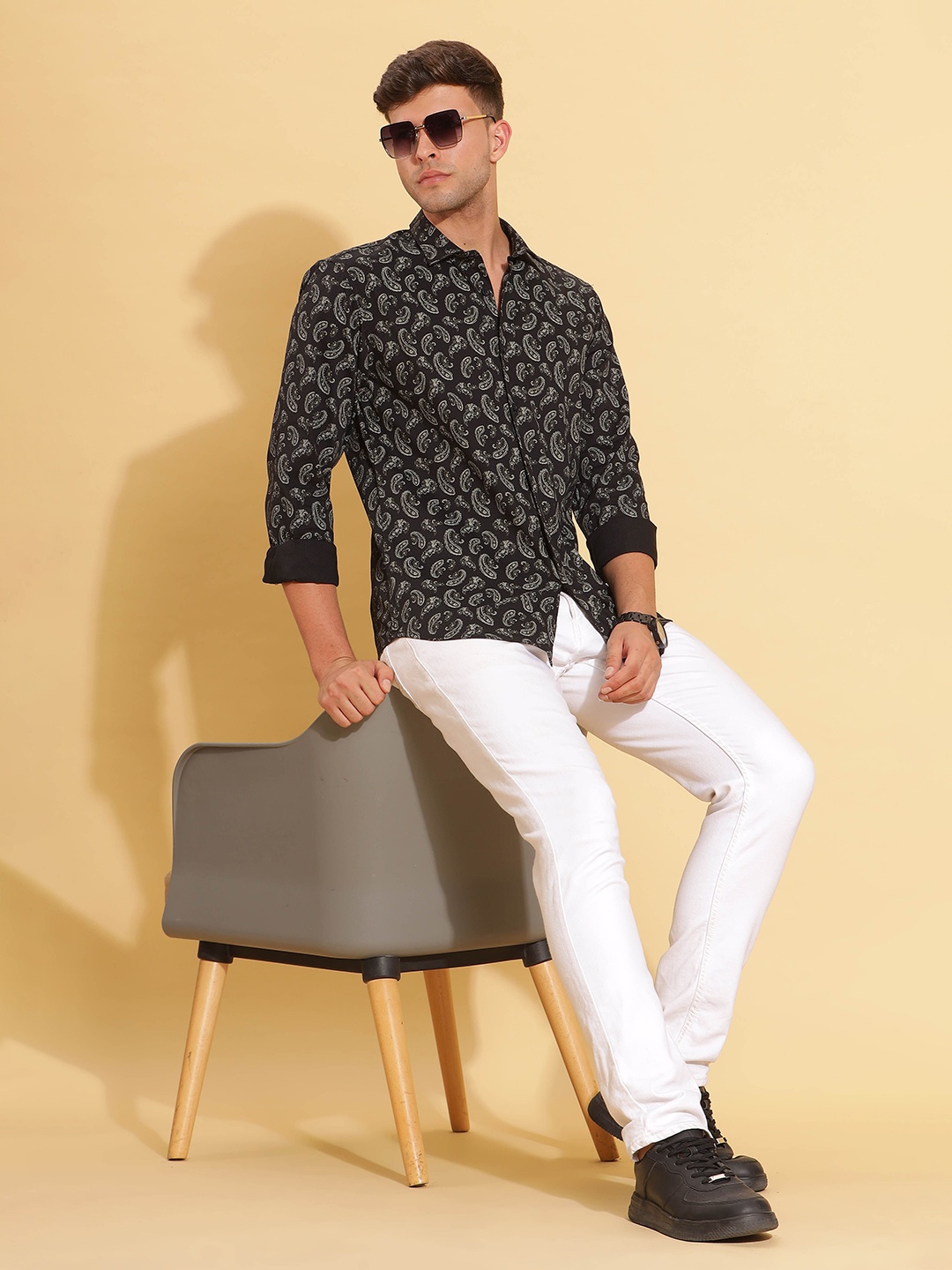 

HERE&NOW Slim Fit Ethnic Motifs Printed Spread Collar Cotton Shirt, Olive