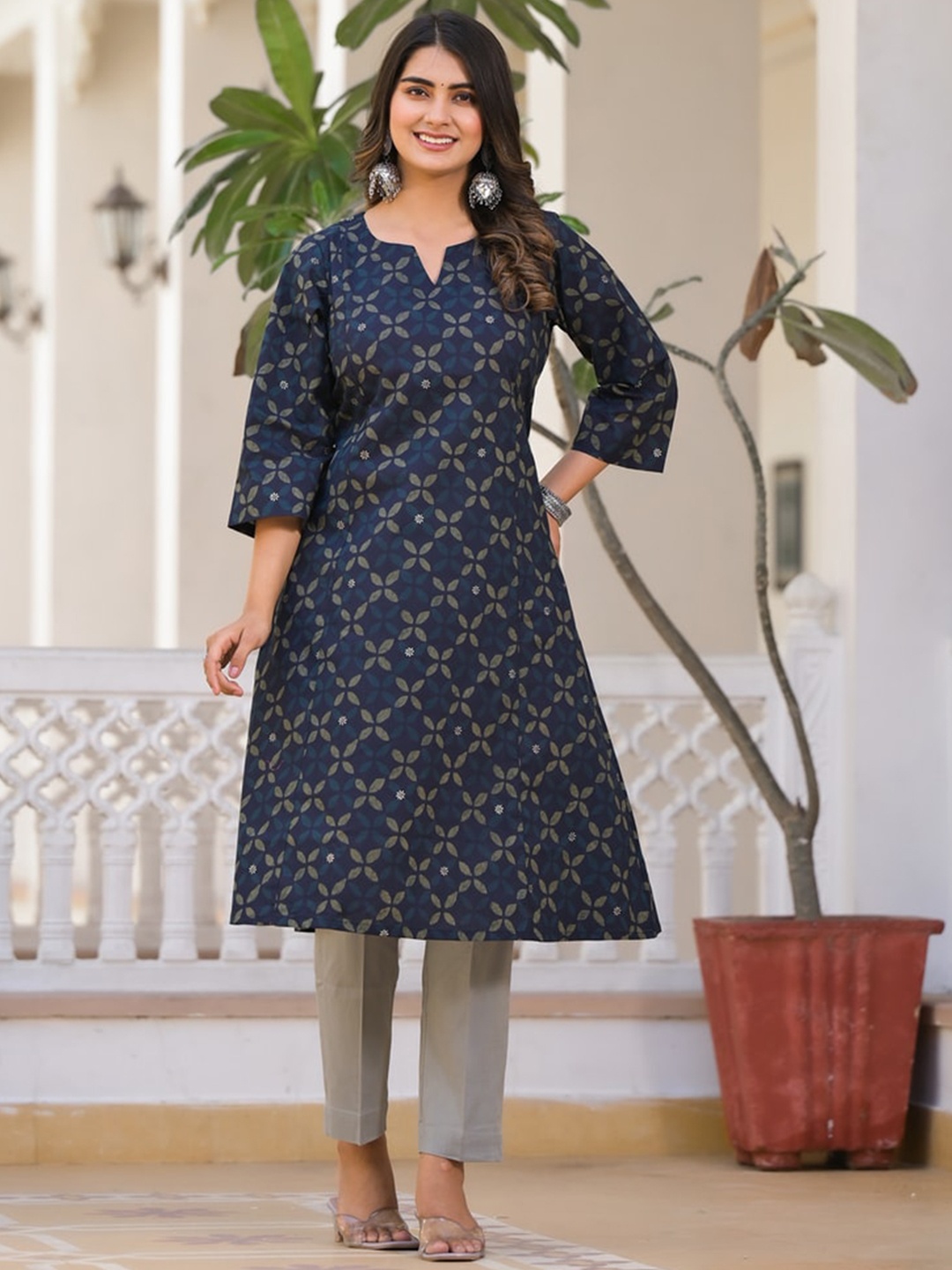 

Jaipuri Adaah Ethnic Motifs Printed Printed Notch Neck A Line Kurta, Blue