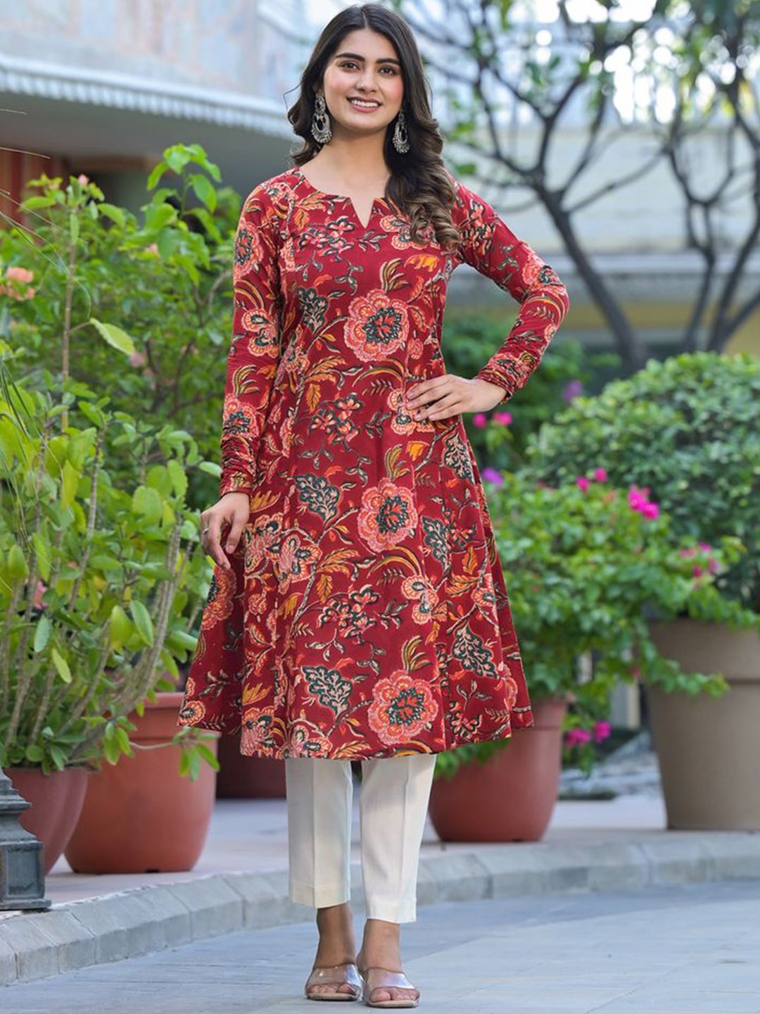 

Jaipuri Adaah Floral Printed Notch Neck Cotton A Line Kurta, Red