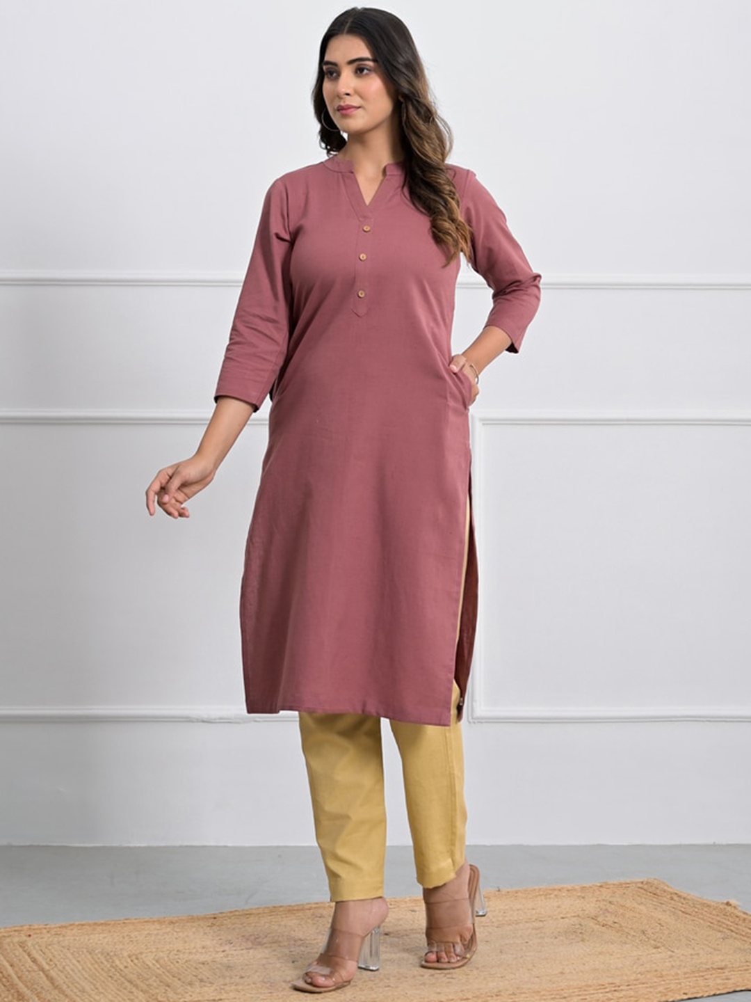 

Jaipuri Adaah V Neck Linen Straight Kurta, Taupe