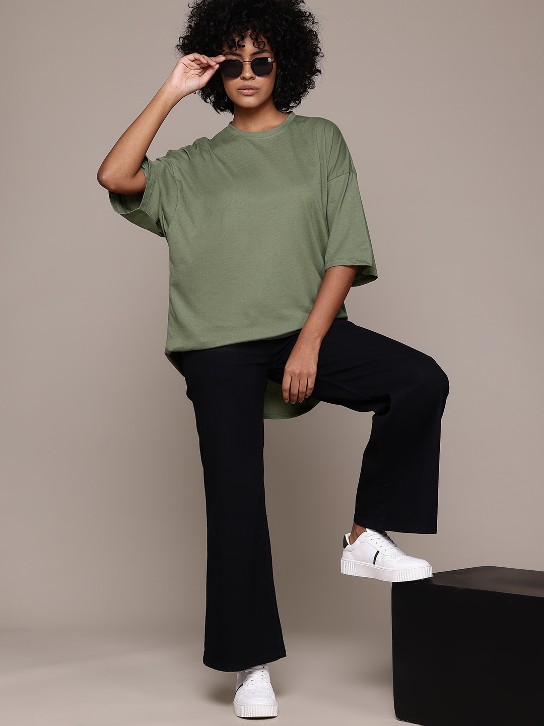 

Roadster Drop-Shoulder Sleeves Oversized Longline T-shirt, Olive