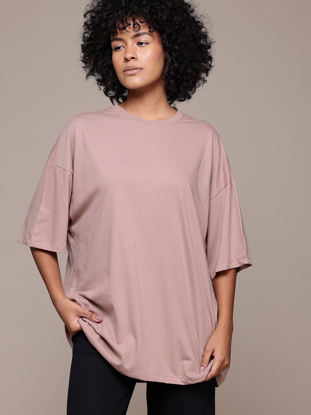 

Roadster Drop-Shoulder Sleeves Oversized Longline T-shirt, Pink
