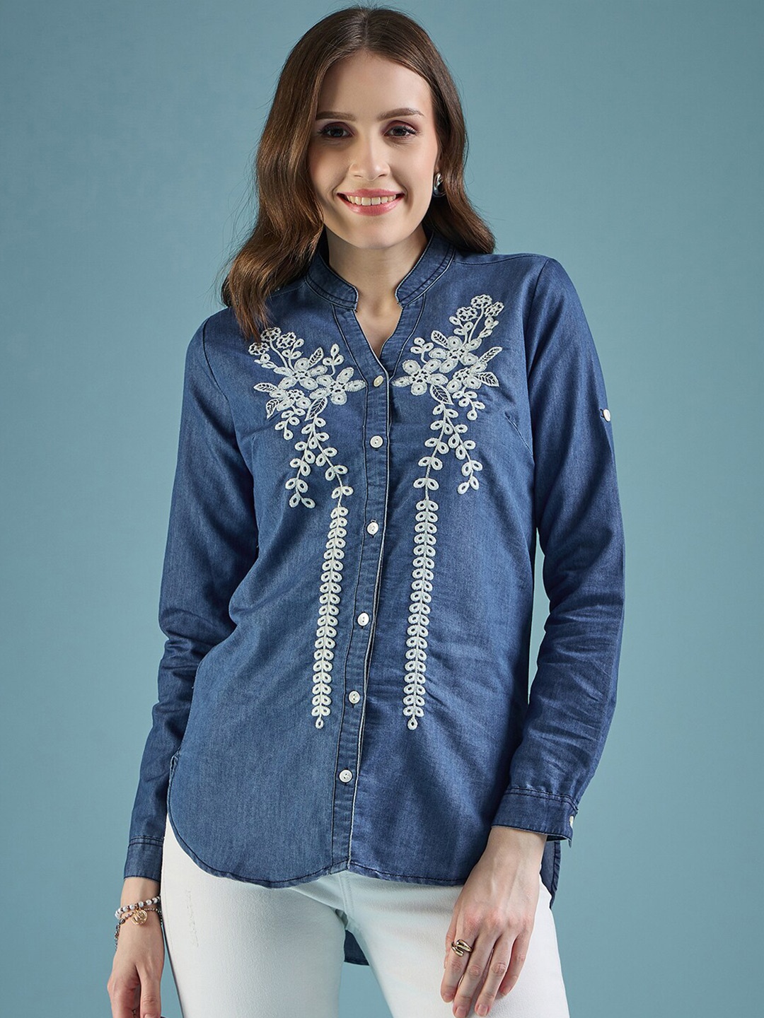 

DressBerry Blue Floral Self Design Denim Opaque Casual Shirt
