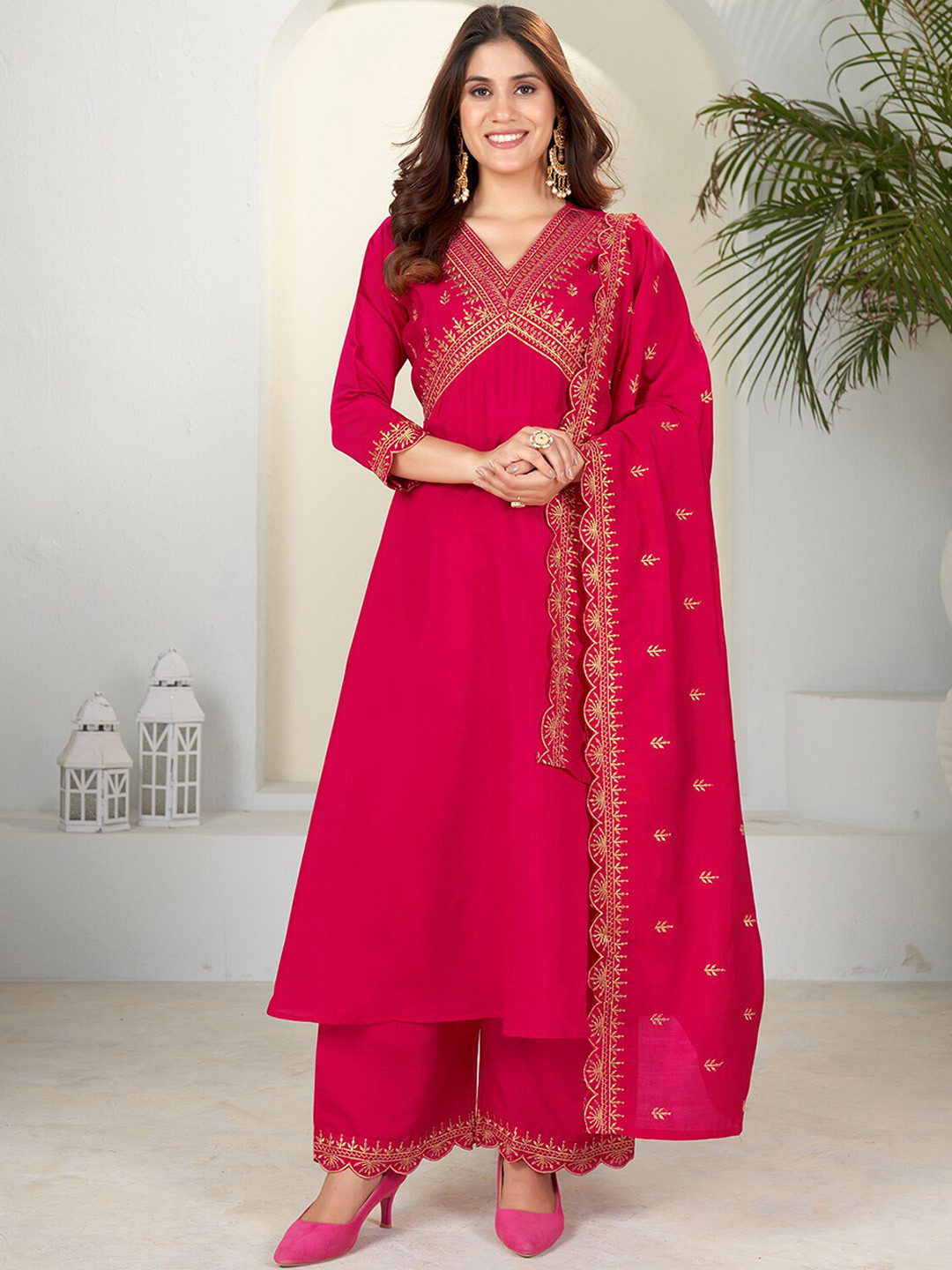 

KALINI Ethnic Motifs Embroidered Regular Kurta with Palazzo & Dupatta, Pink