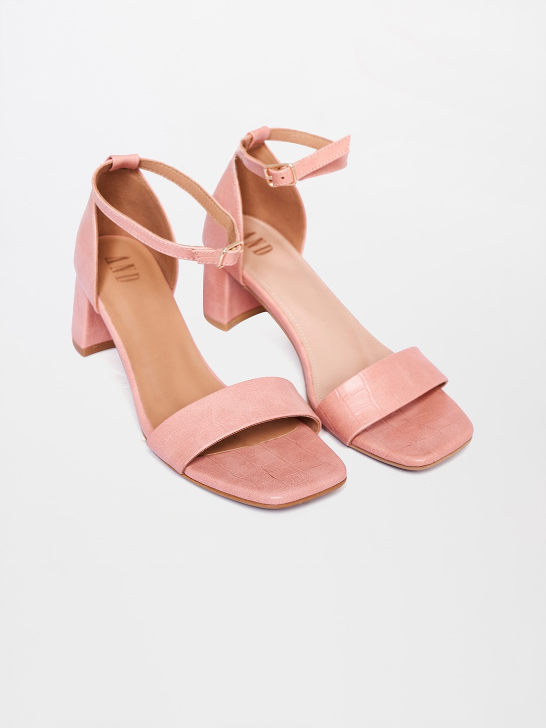 

AND Ankel Loop Textured Block Heels, Pink