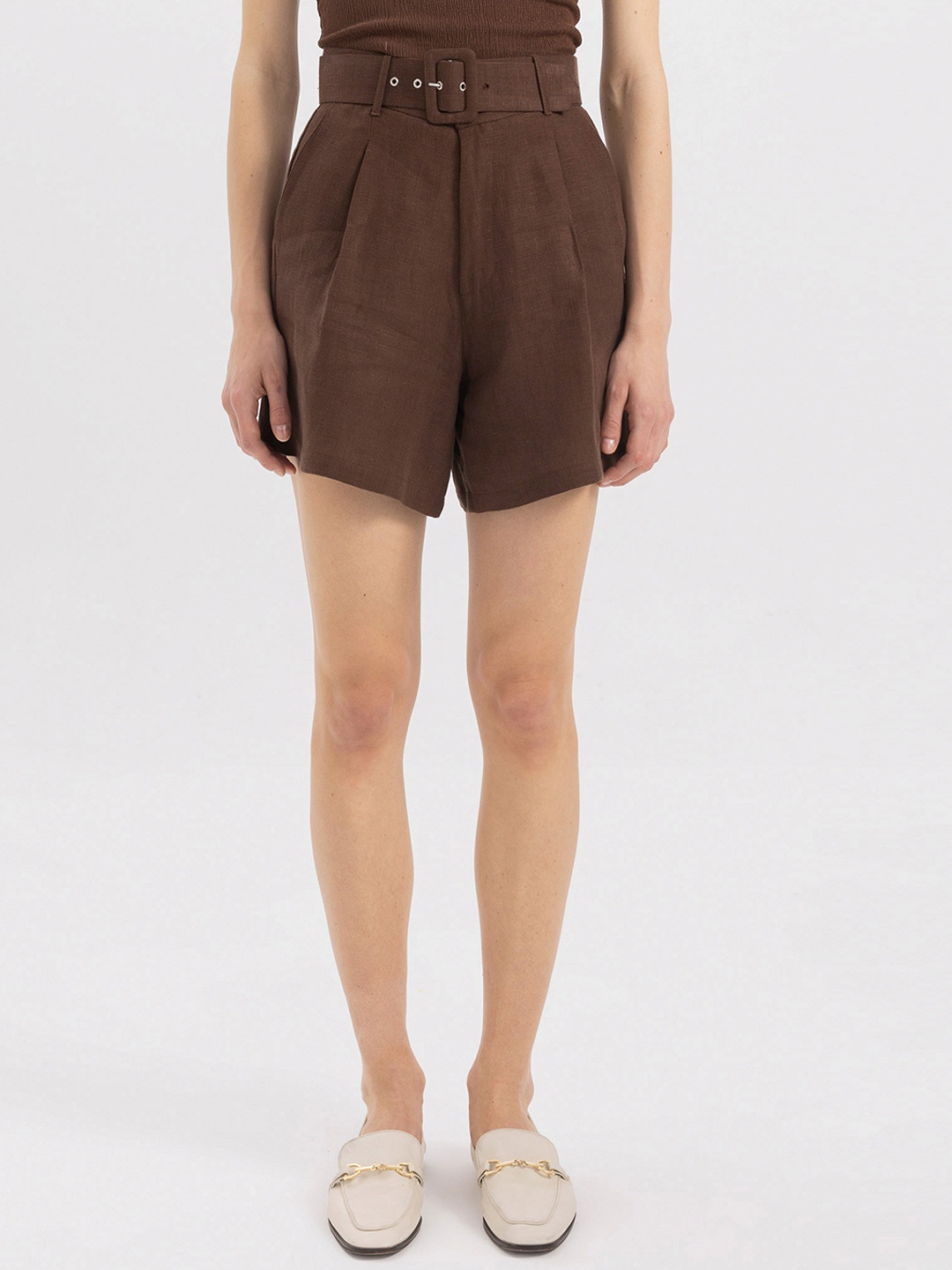 

DeFacto Women Mid-Rise Linen Shorts, Brown