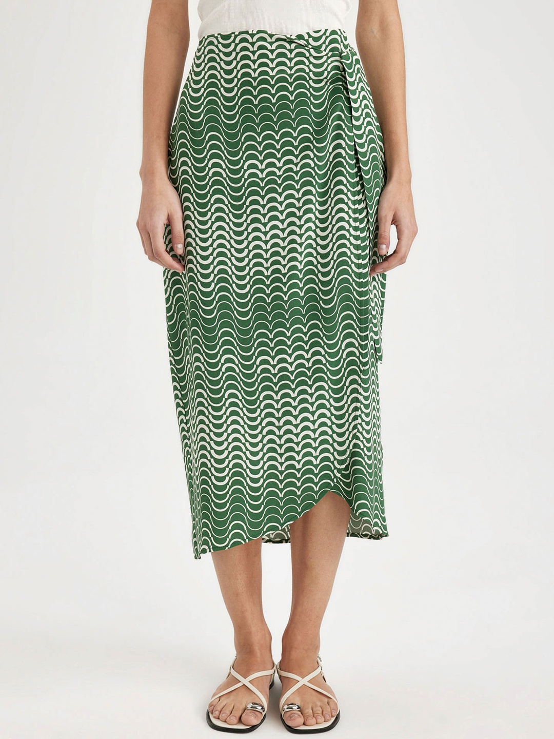 

DeFacto Printed Tulip Hem Midi Skirt, Green