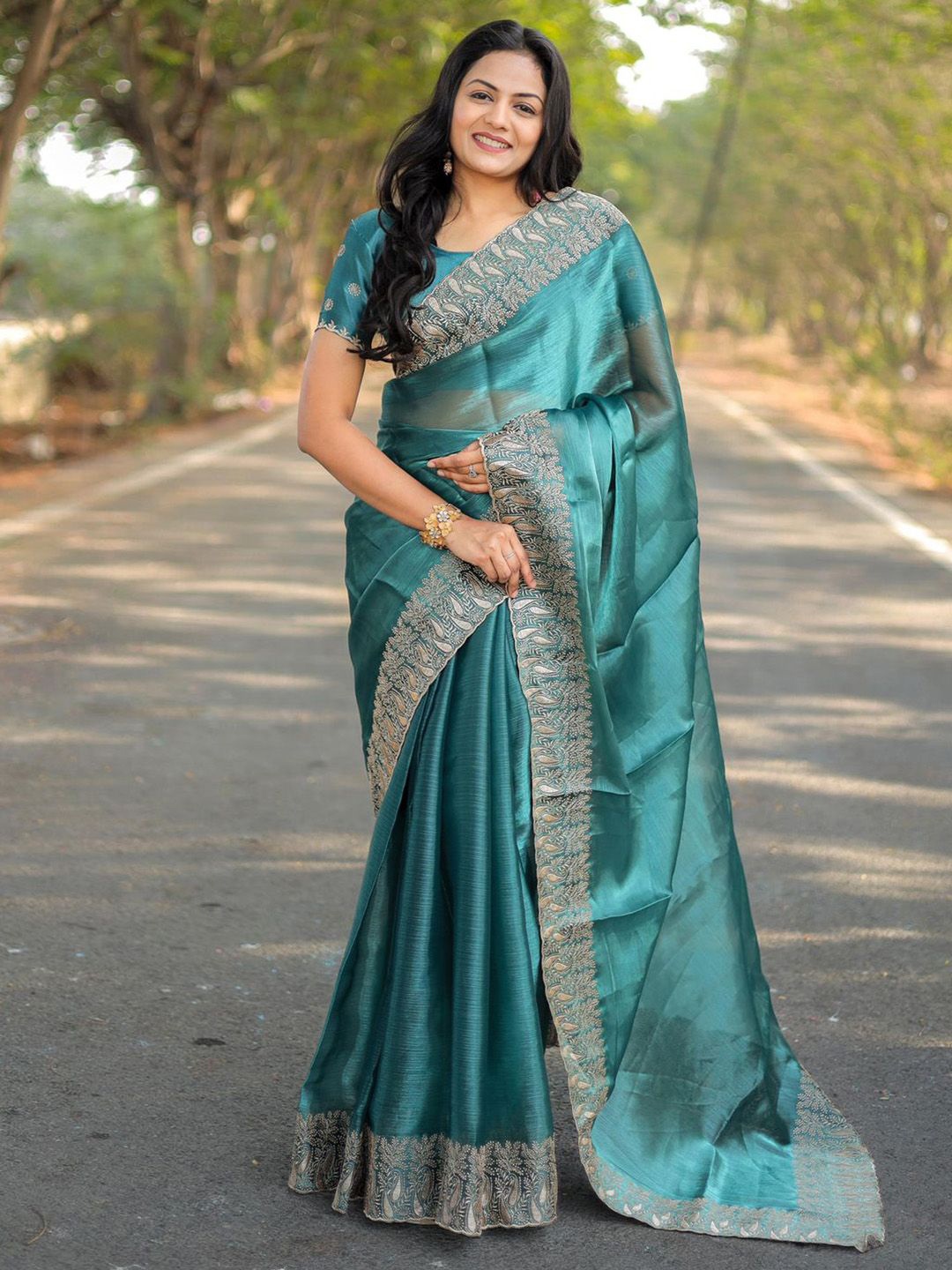 

Anouk Embroidered Organza Saree, Blue