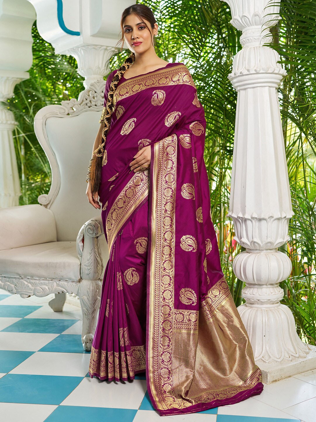 

Anouk Ethnic Motifs Zari Silk Blend Banarasi Saree, Magenta