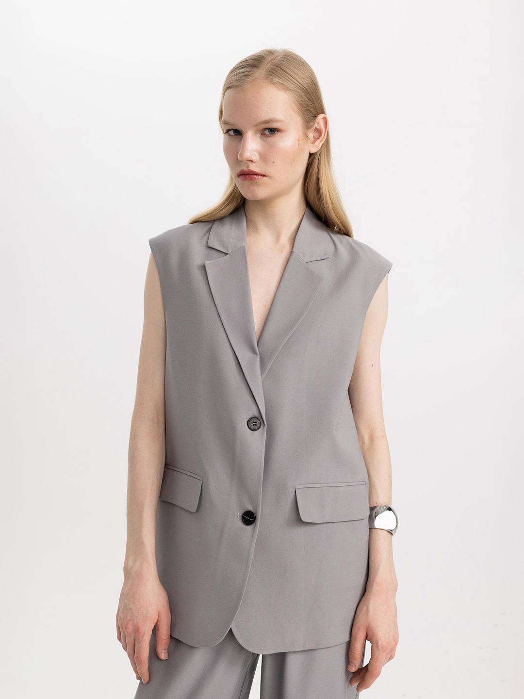 

DeFacto Notched Lapel Single-Breasted Blazer, Grey