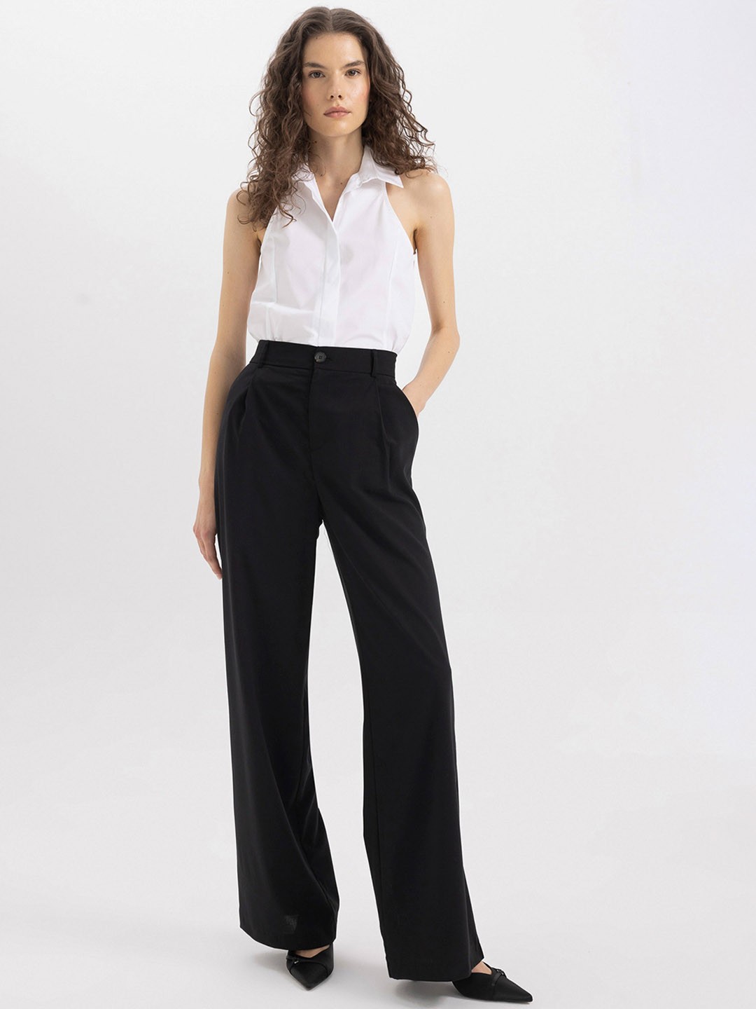 

DeFacto Women Pleated Formal Trousers, Black