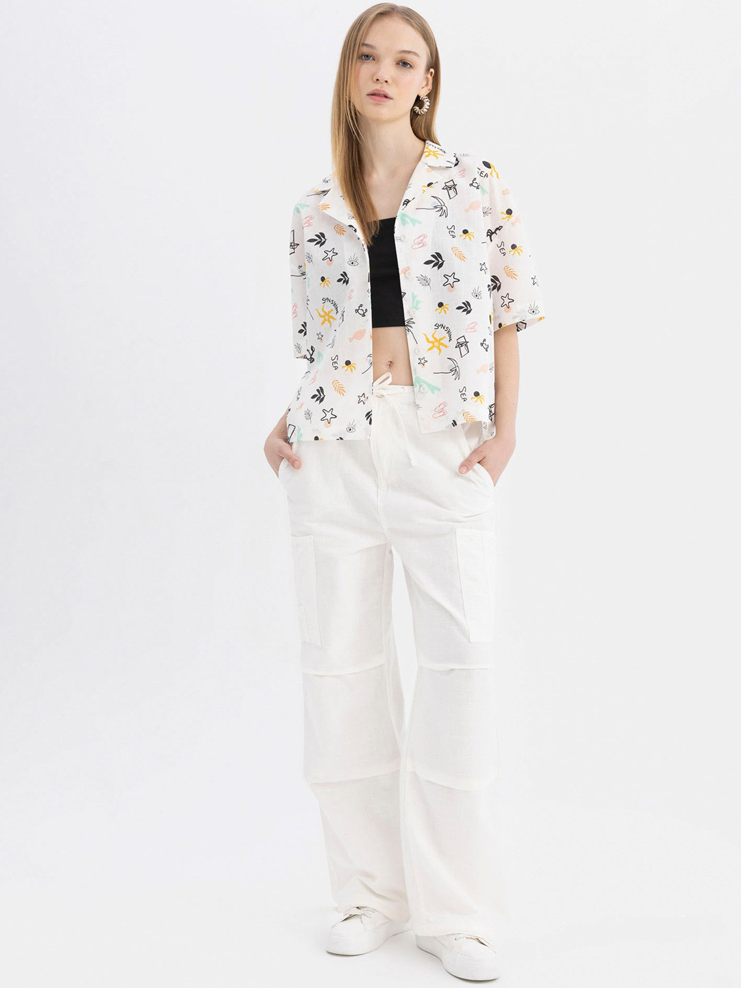 

DeFacto Women Mid-Rise Pure Cotton Cargo Trousers, White
