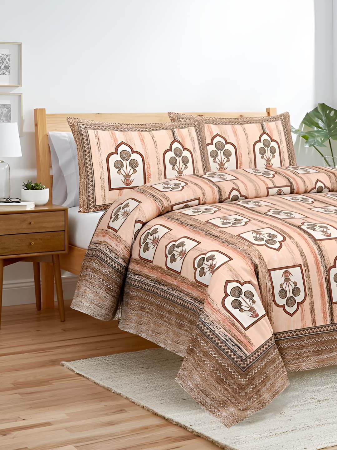 

BED-SHEET.COM Brown & White Ethnic Motifs Cotton 240 TC King Bedsheet With 2 Pillow Covers