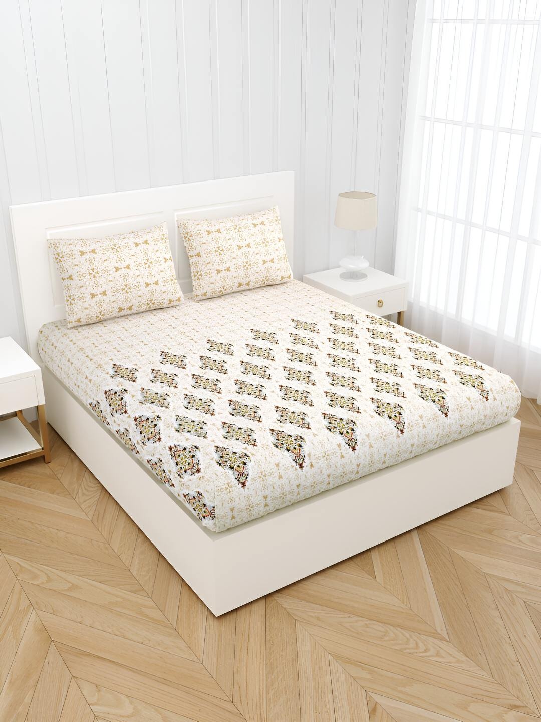 

BED-SHEET.COM Pink & White Ethnic Motifs Cotton 240 TC King Bedsheet with 2 Pillow Covers