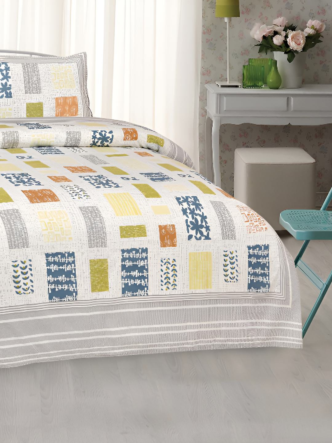 

BED-SHEET.COM White & Blue Ethnic Motifs King Bedsheet with 2 Pillow Covers