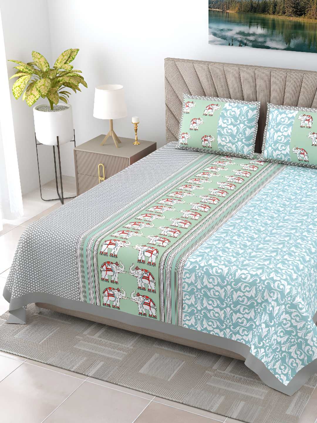 

BED-SHEET.COM Blue & White Ethnic Motifs Cotton 240 TC King Bedsheet with 2 Pillow Covers