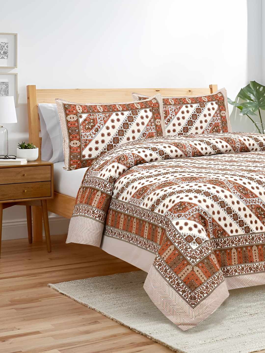 

BED-SHEET.COM Brown & White Ethnic Motifs King Bedsheet with 2 Pillow Covers