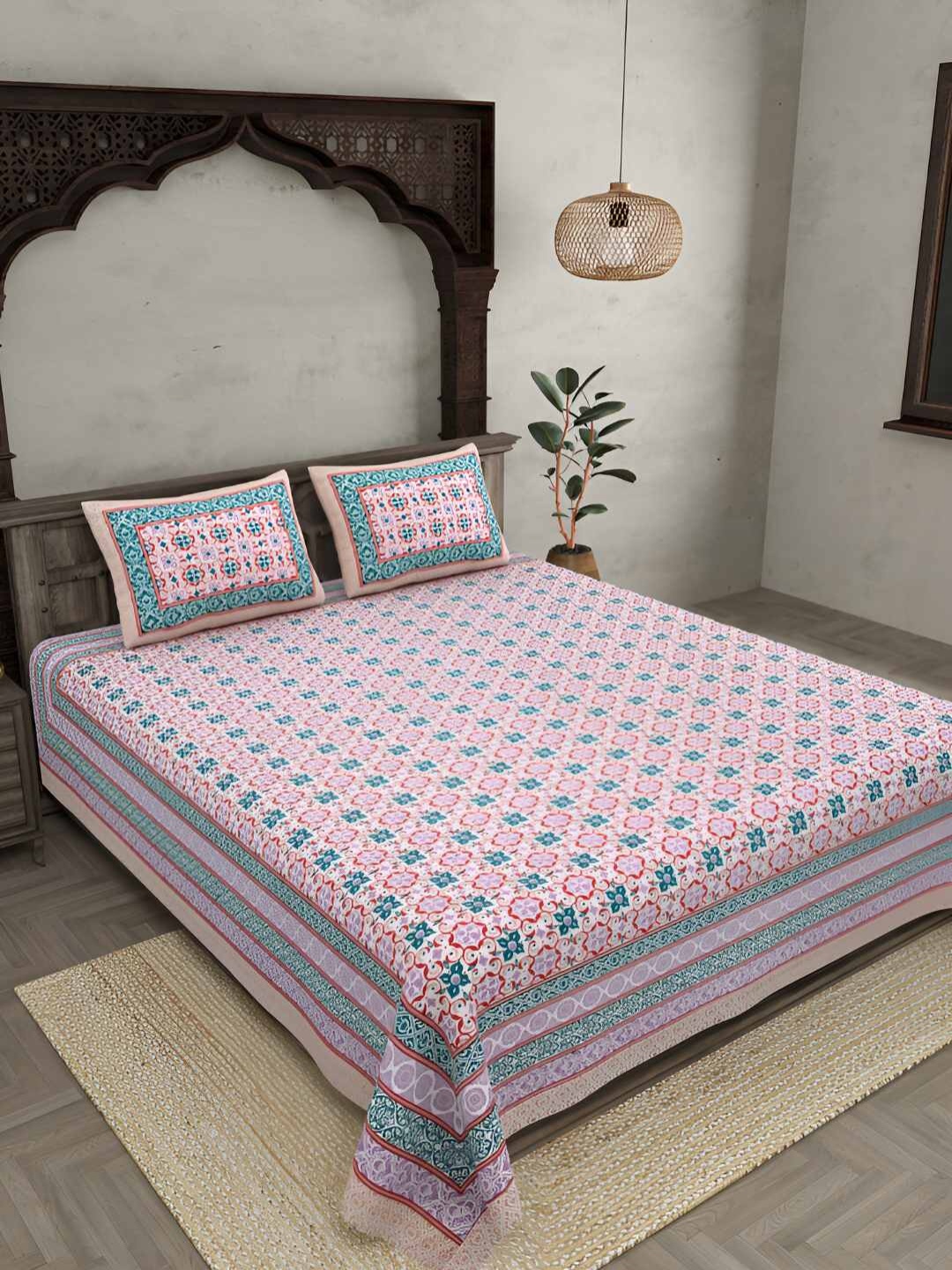 

BED-SHEET.COM White Ethnic Motifs Printed Cotton 180 TC King Bedsheet with 2 Pillow Covers, Peach