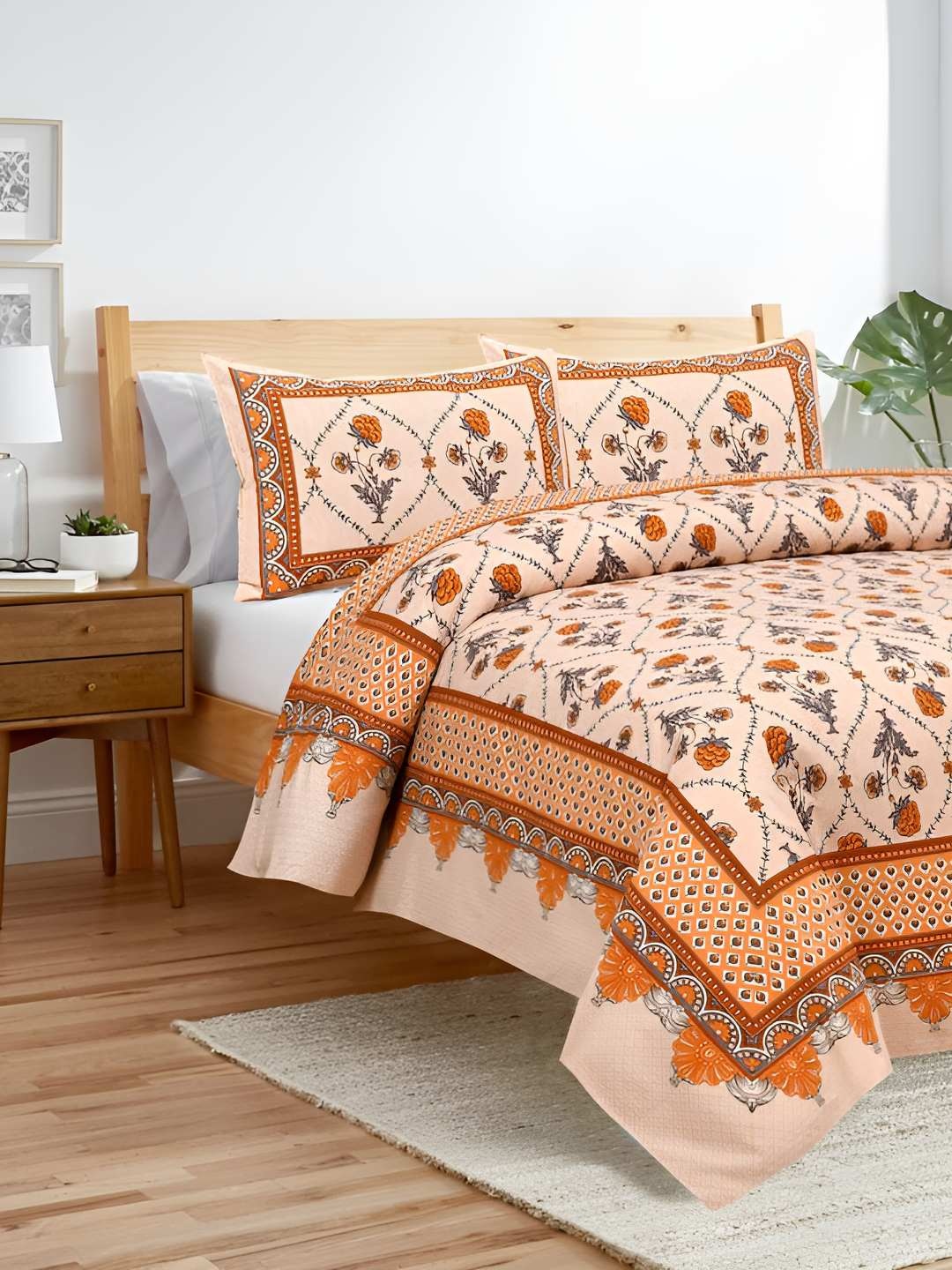 

BED-SHEET.COM Peach & Orange Ethnic Motifs Cotton 240TC King Bedsheet With 2 Pillow Covers