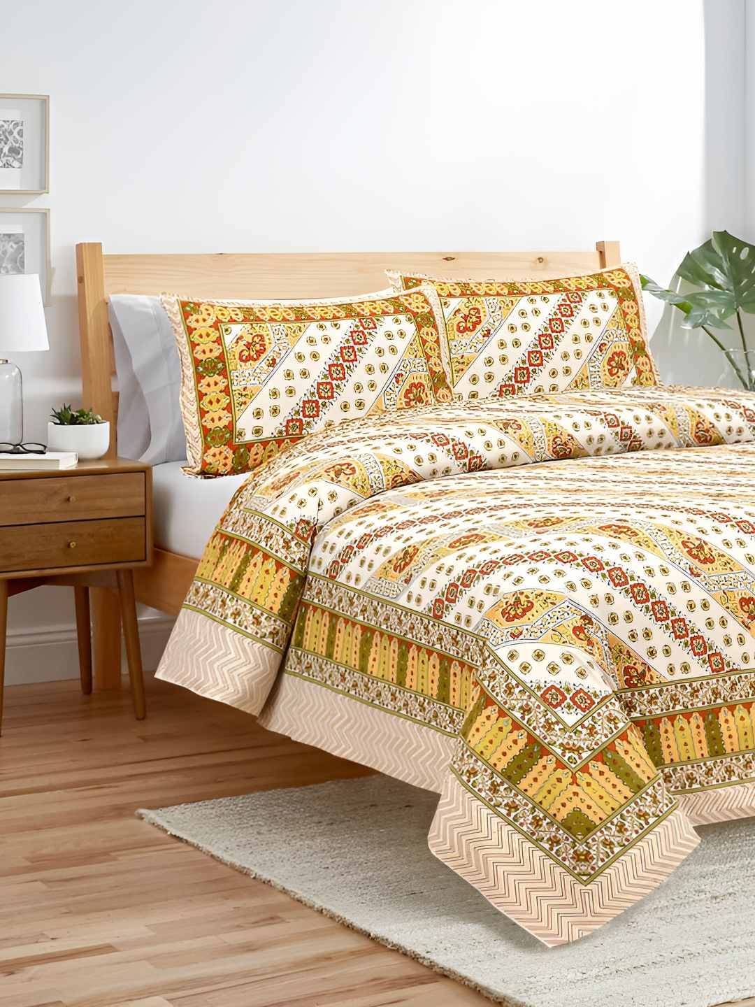 

BED-SHEET.COM Yellow & White Ethnic Motifs King Bedsheet with 2 Pillow Covers