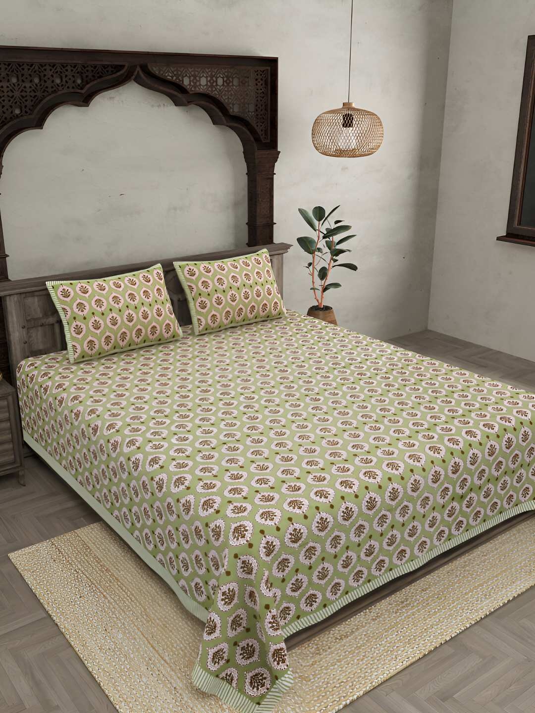 

BED-SHEET.COM Green & White Floral Cotton 180 TC King Bedsheet with 2 Pillow Covers