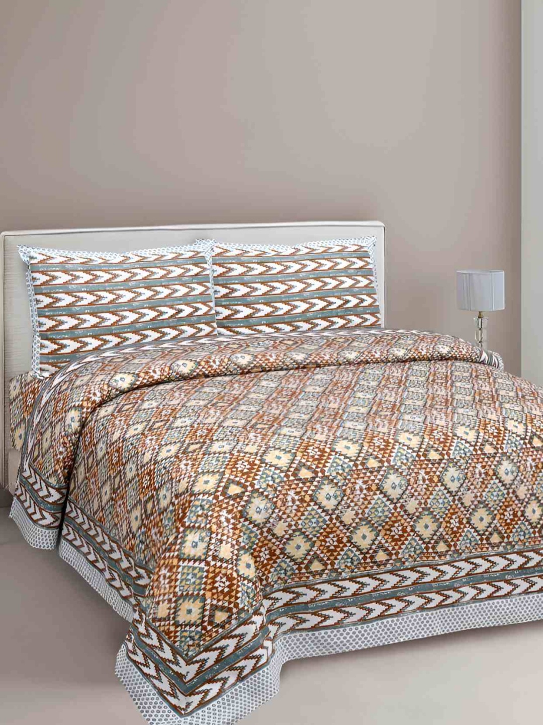 

BED-SHEET.COM Brown & White Geometric 180 TC King Bedsheet with 2 Pillow Covers