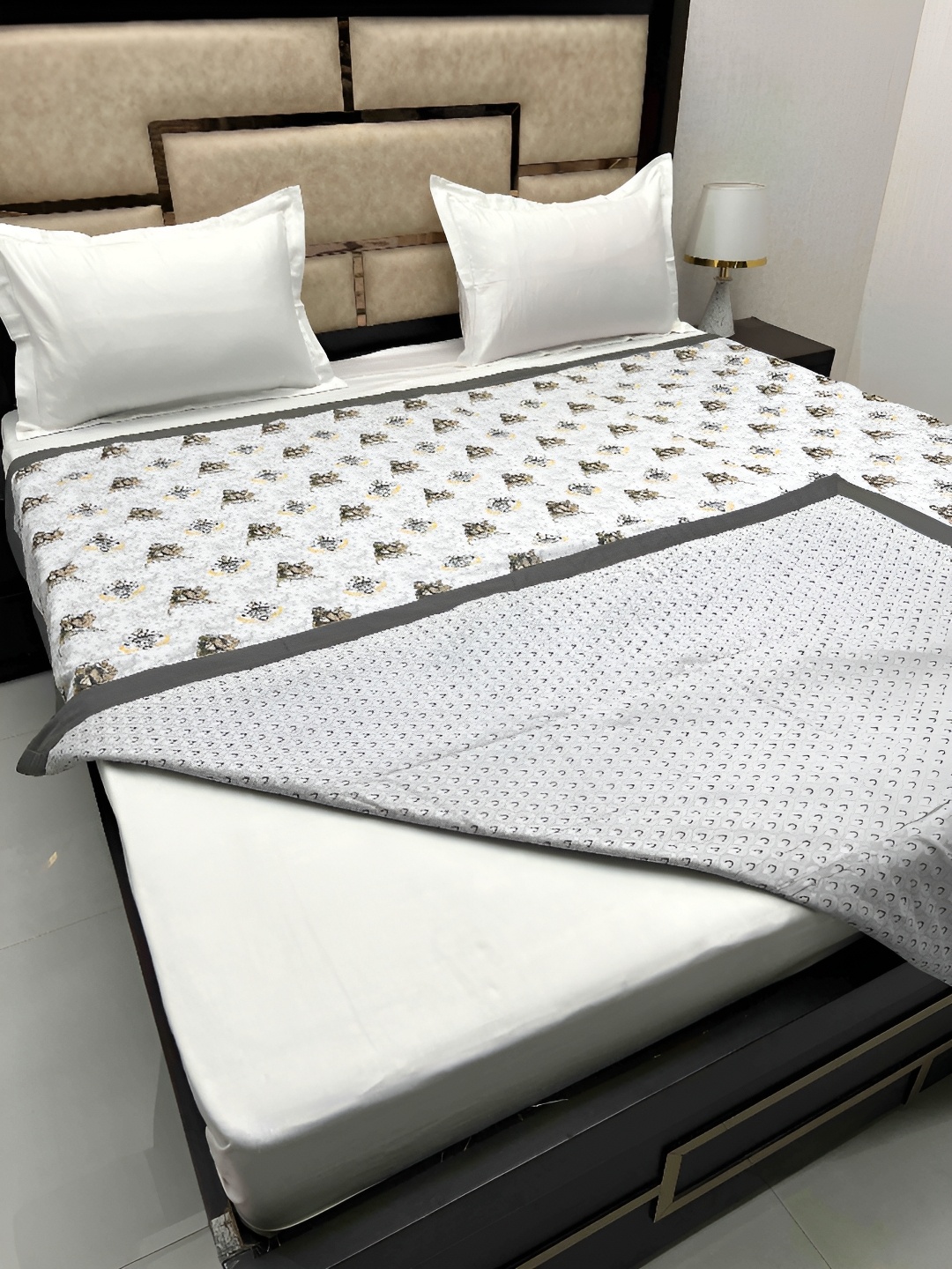 

Pure Decor Silken Grey & White Ethnic Motifs AC Room 300 GSM Double Bed Dohar